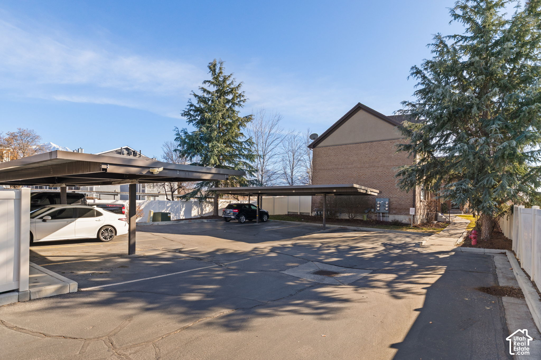 main property photo 67