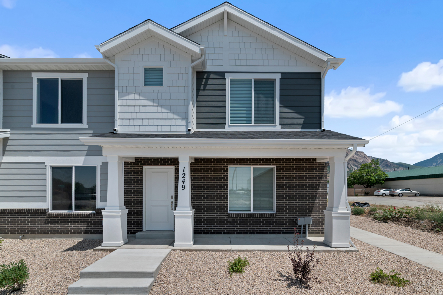 main property photo 0