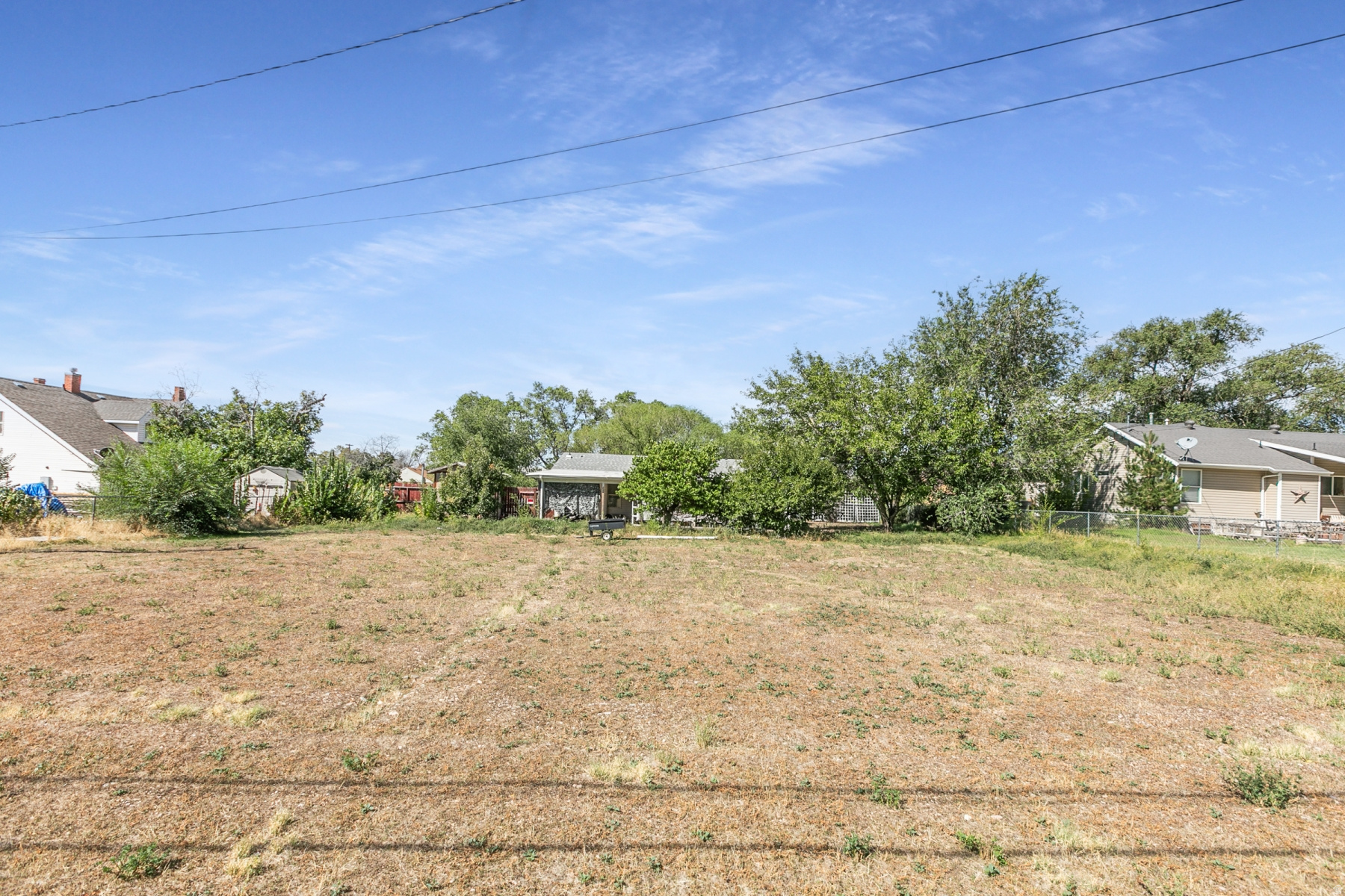 main property photo 23