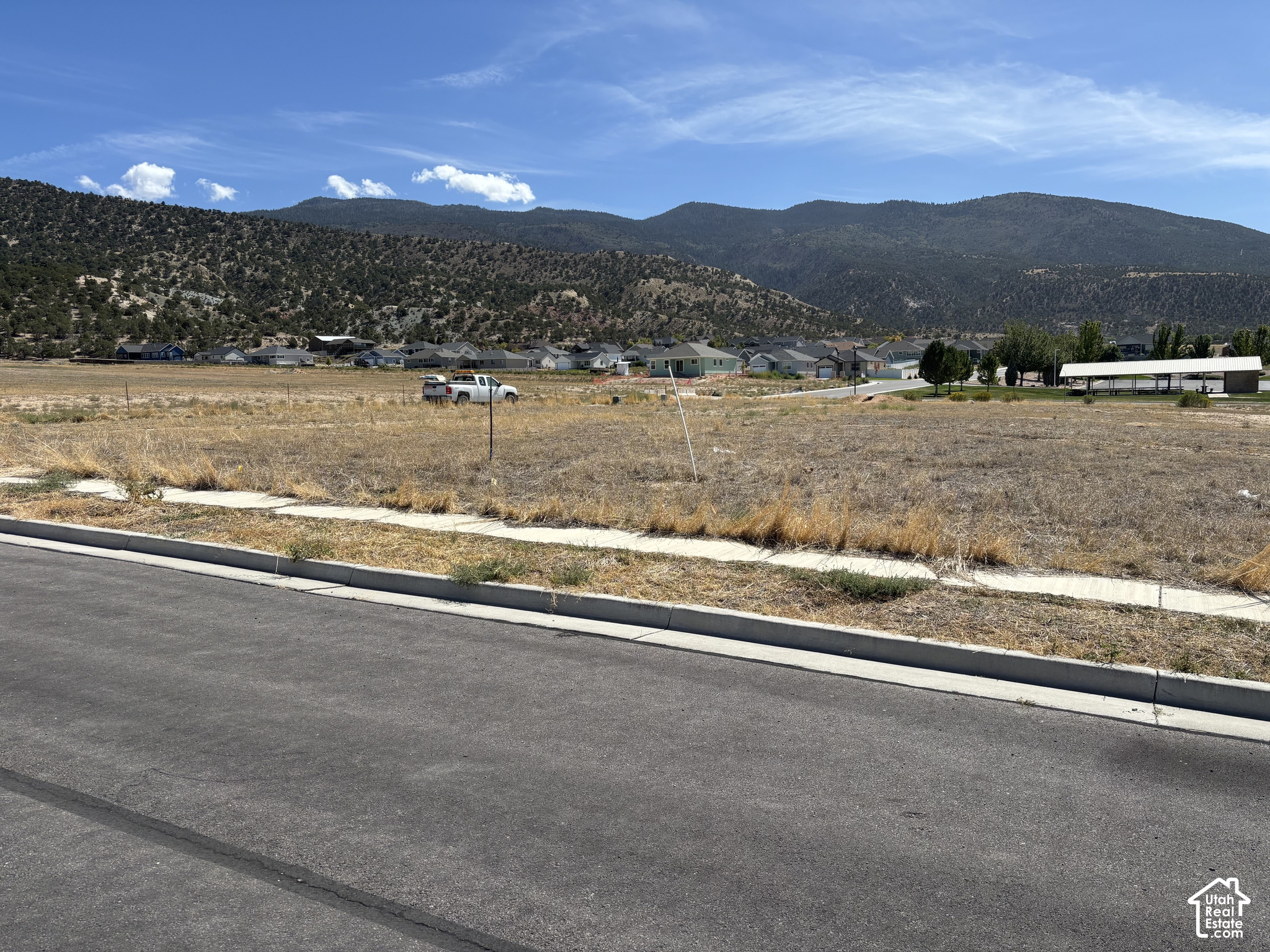 main property photo 13