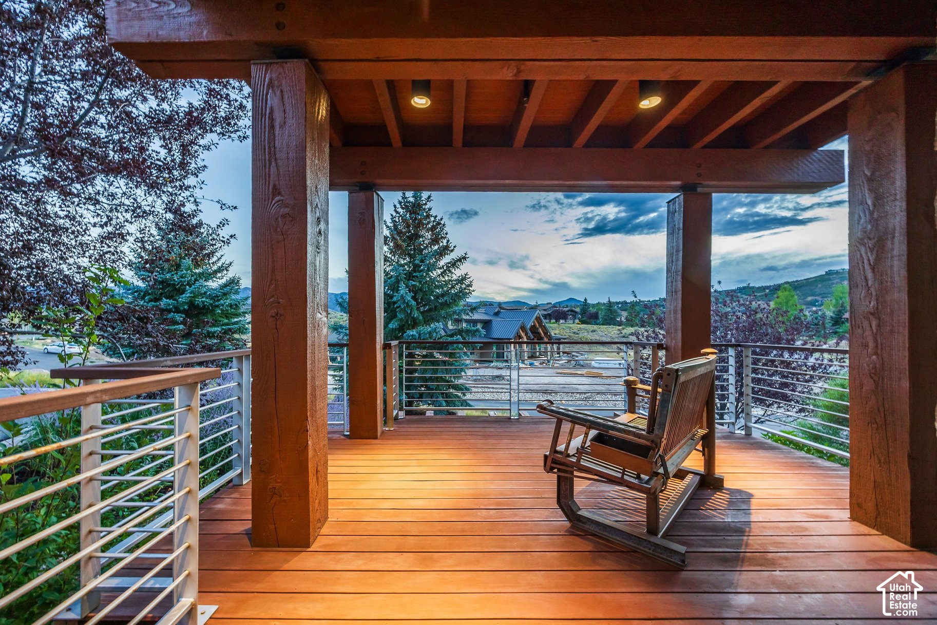 main property photo 50