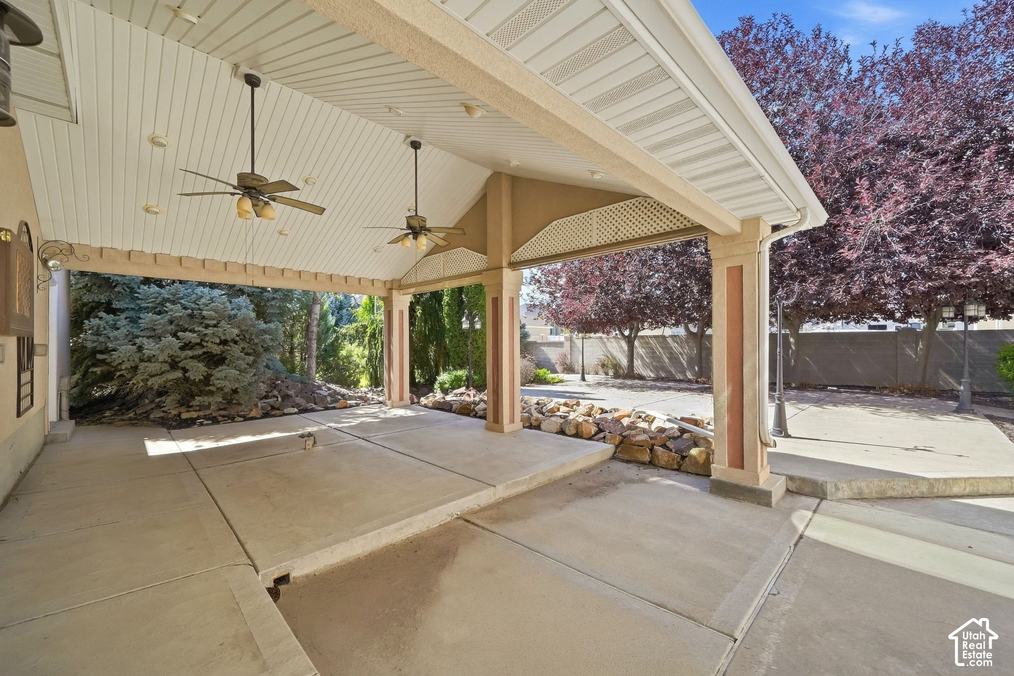 main property photo 47