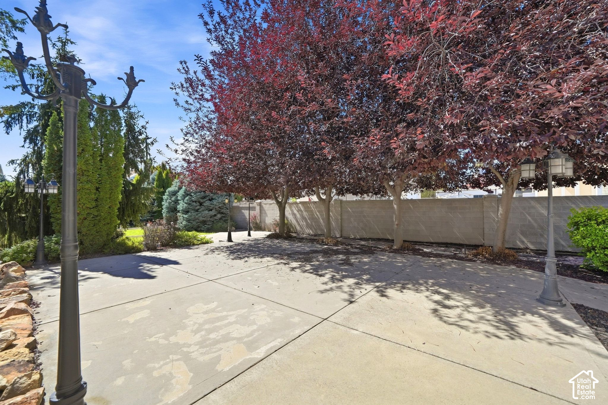 main property photo 49