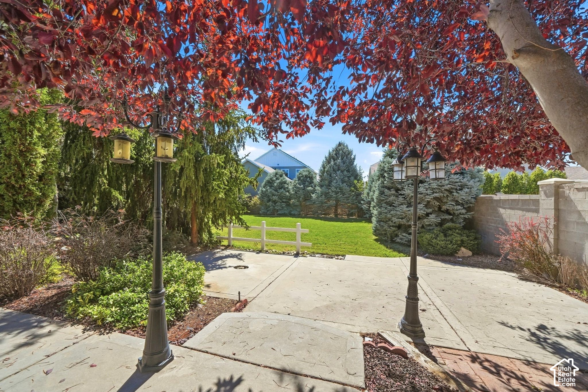main property photo 50