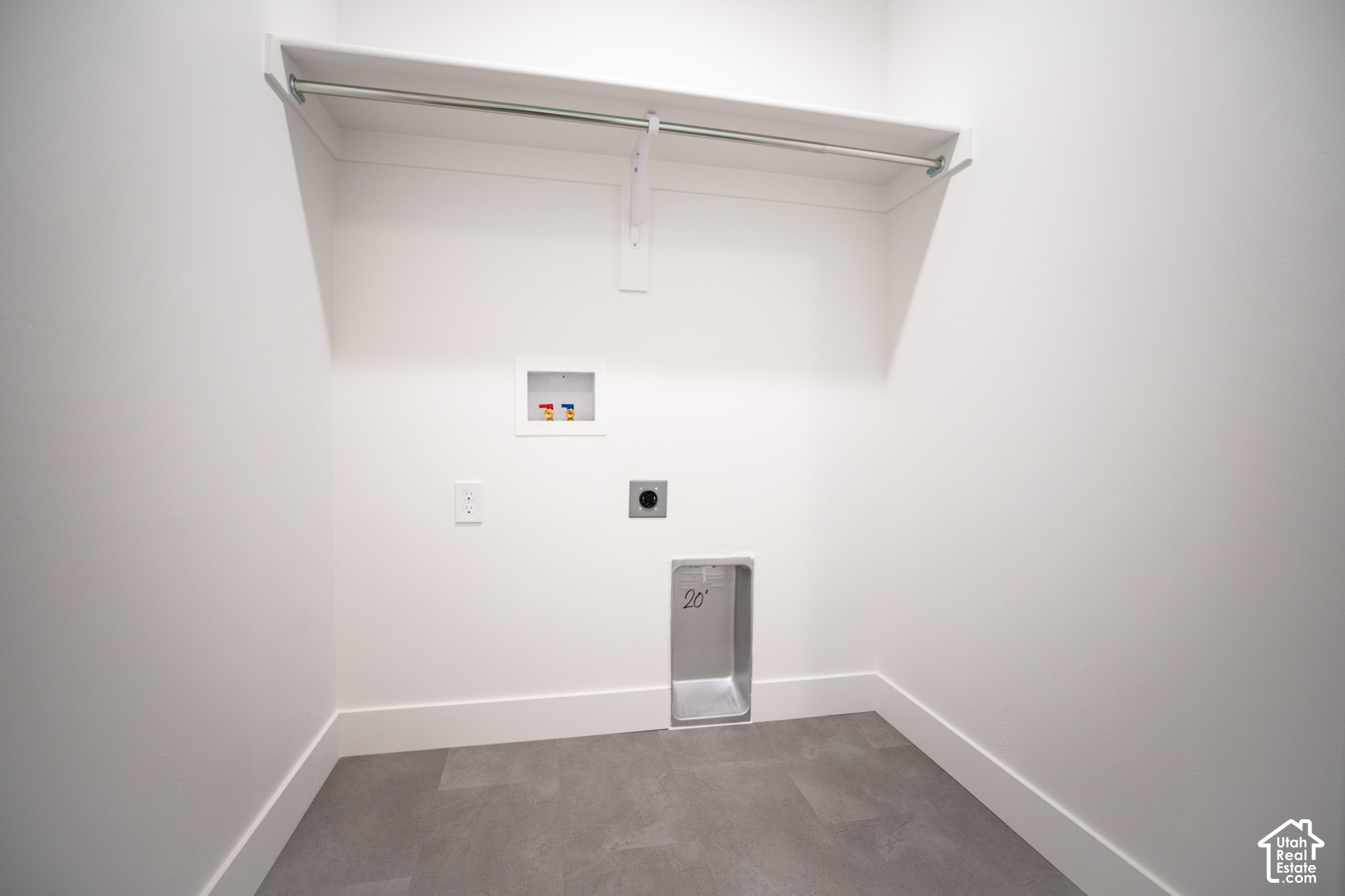main property photo 12