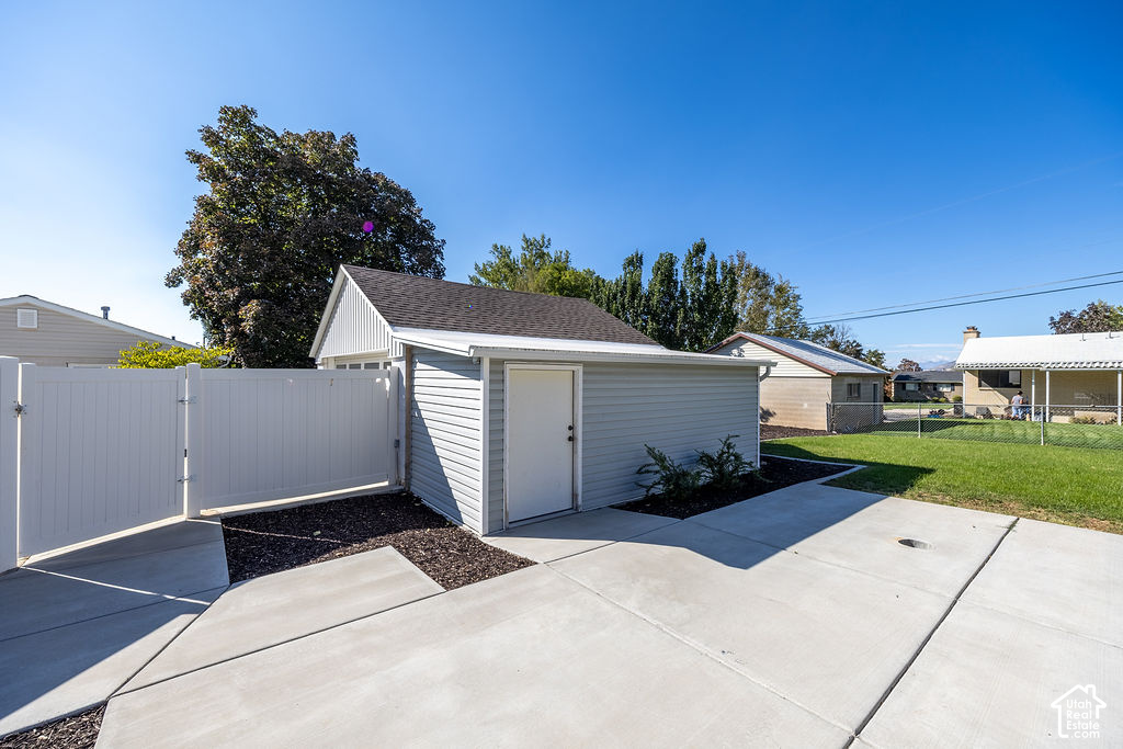 main property photo 21