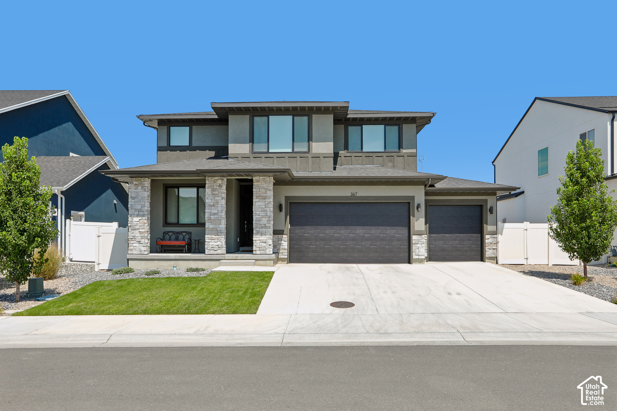 main property photo 40