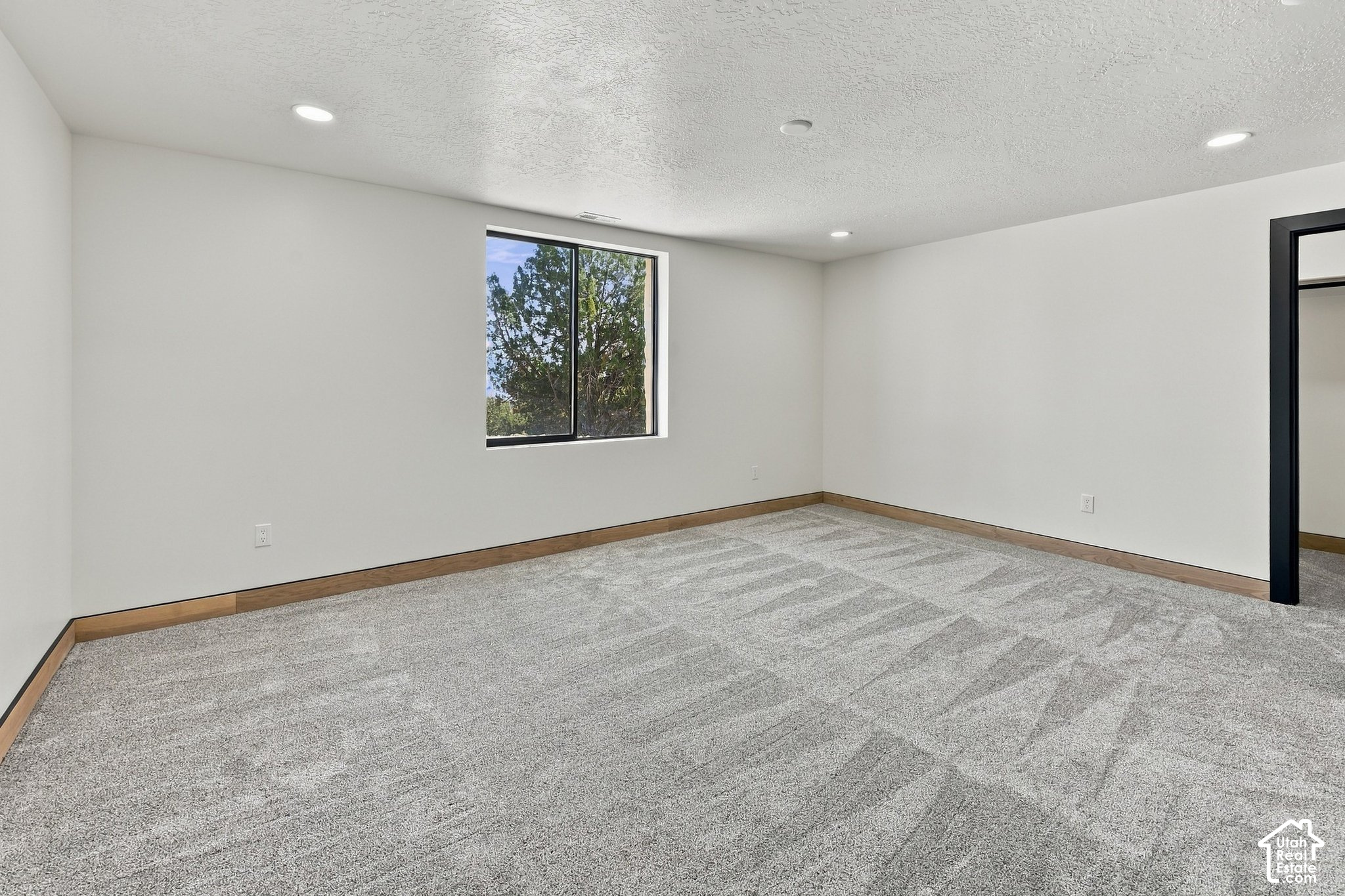 main property photo 64