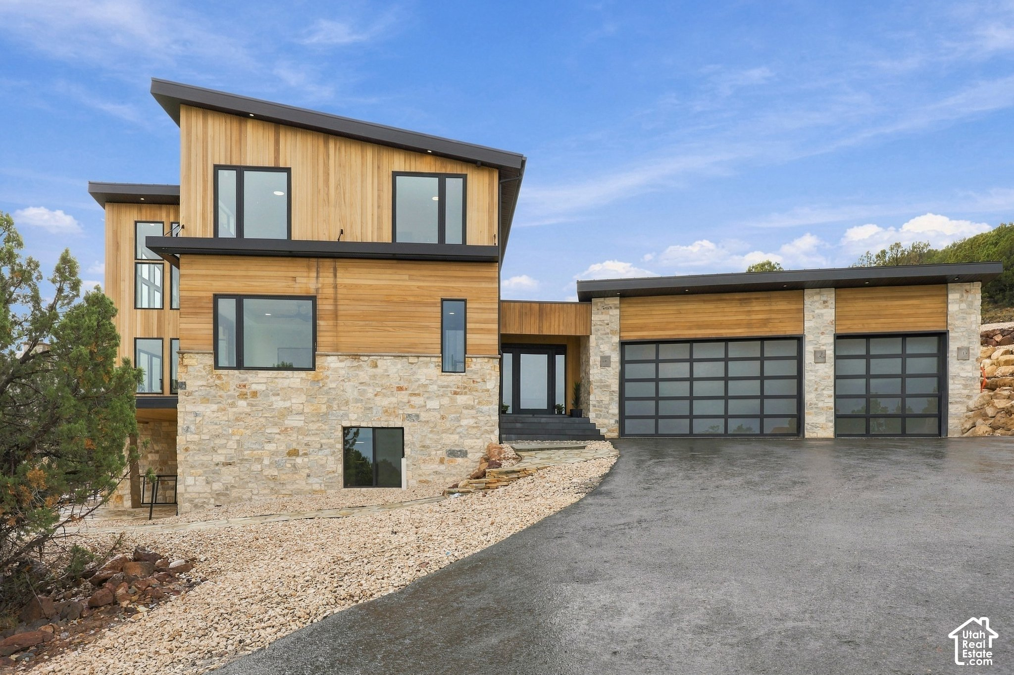 main property photo 83