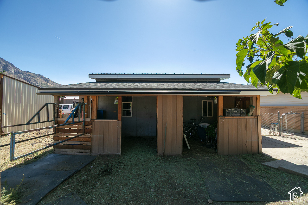 main property photo 15
