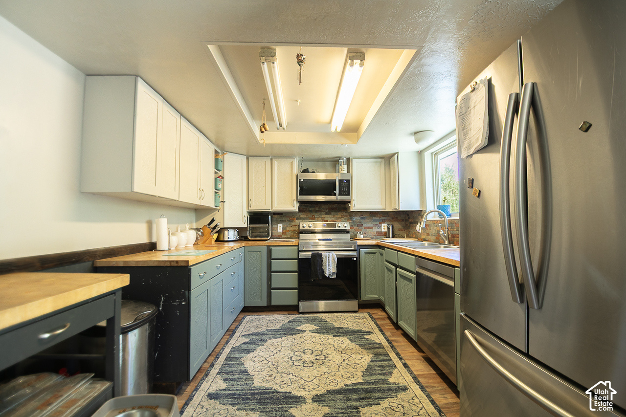 main property photo 7