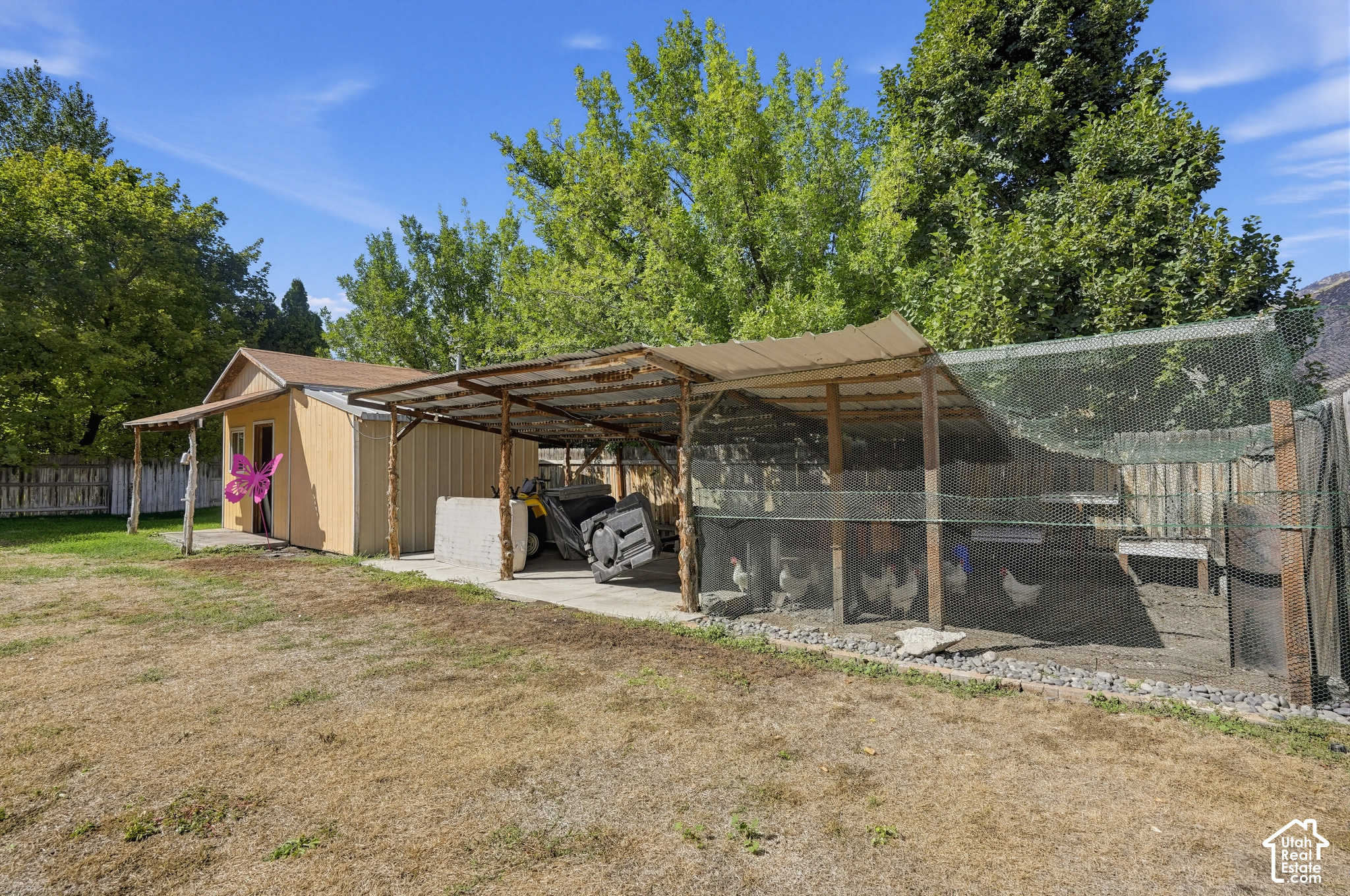main property photo 9