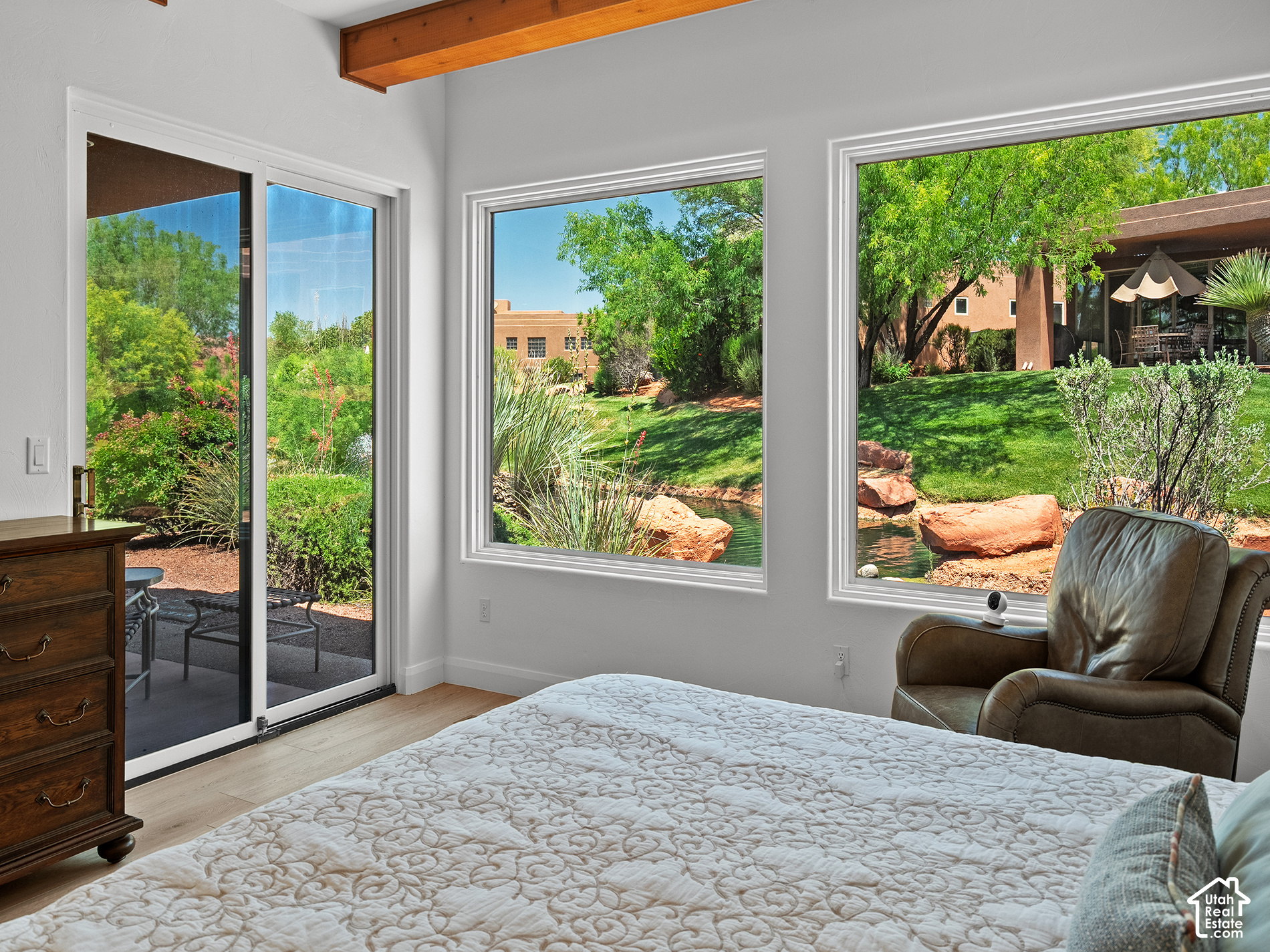 main property photo 49