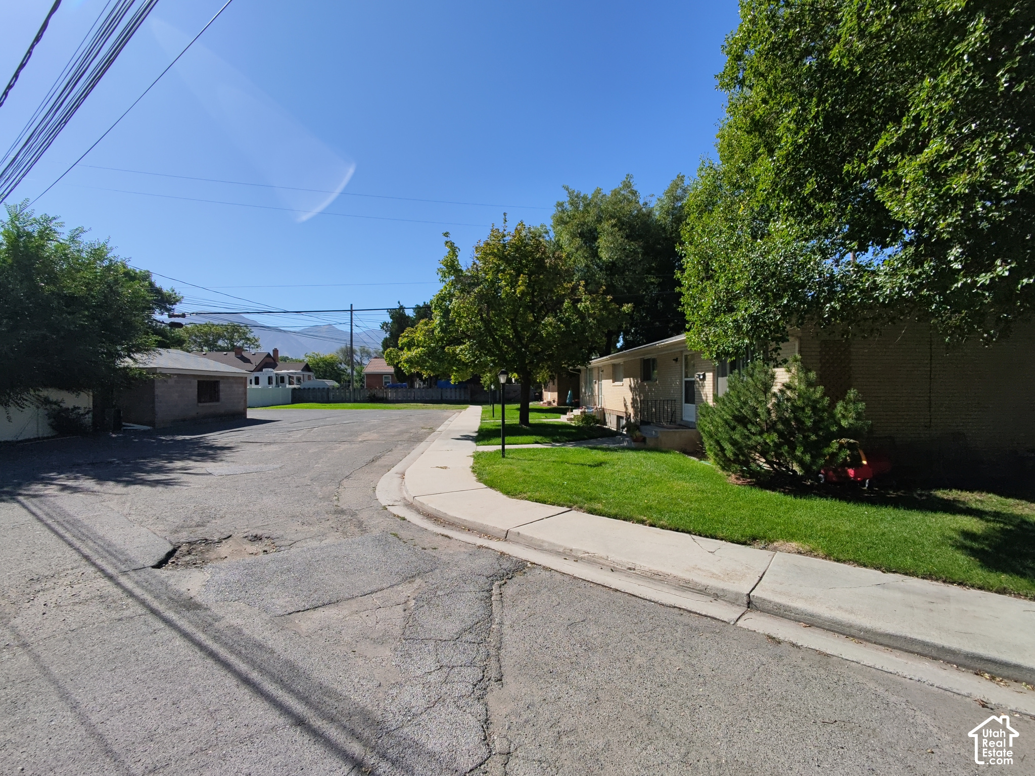 main property photo 24