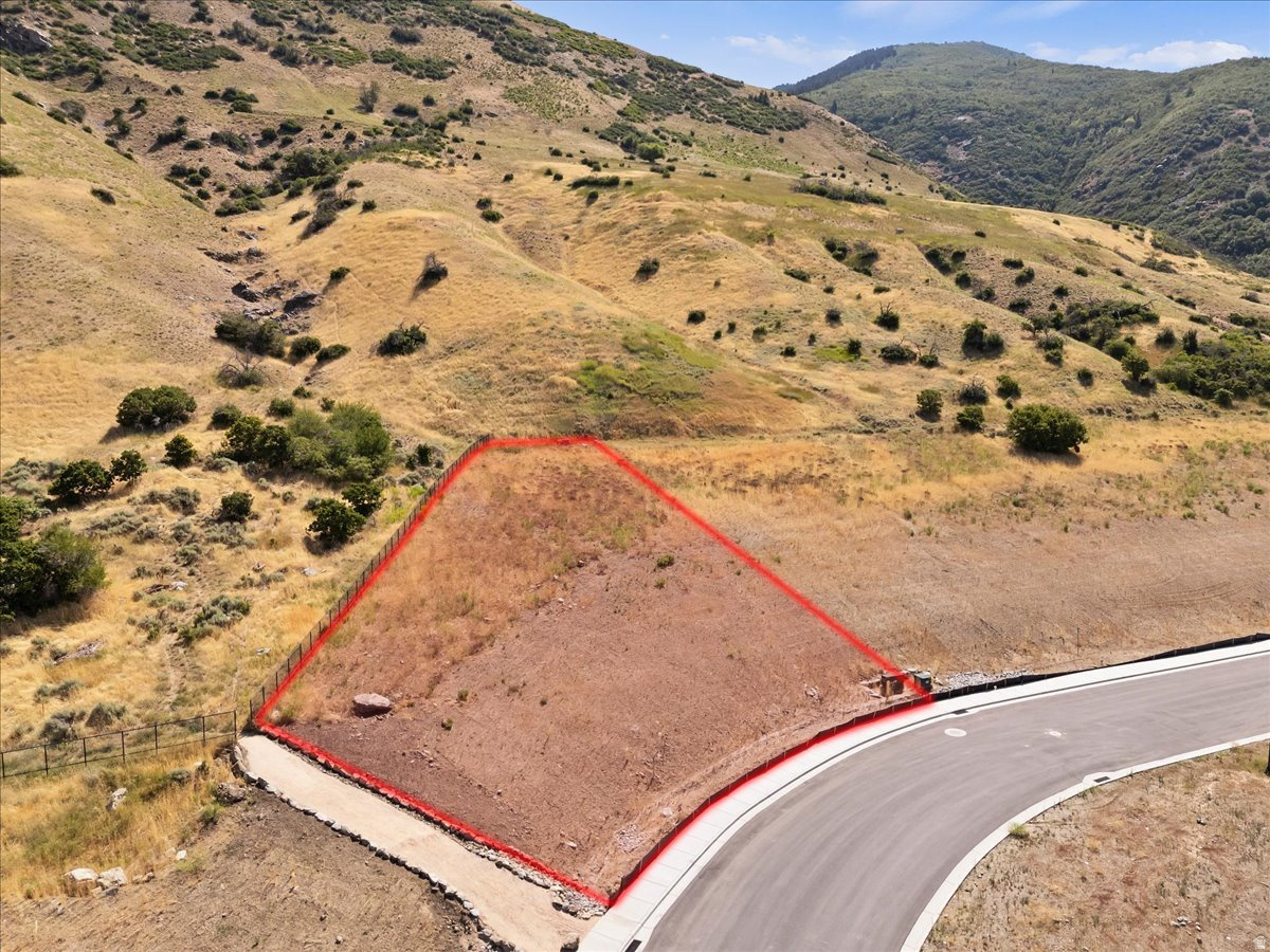 main property photo 13