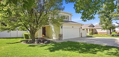 image of property with 3 Bed | 2 Bath | 1,603 Sqft