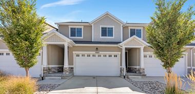 image of property with 4 Bed | 3 Bath | 2,428 Sqft