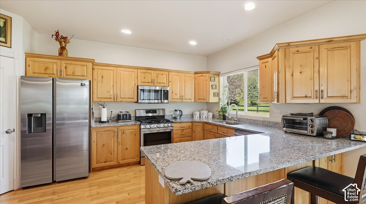 main property photo 14