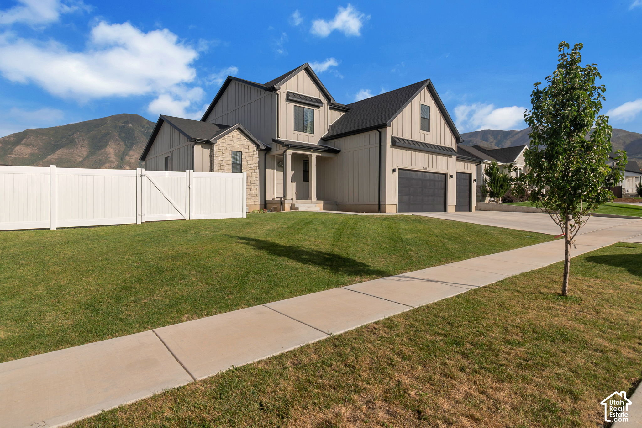 main property photo 49