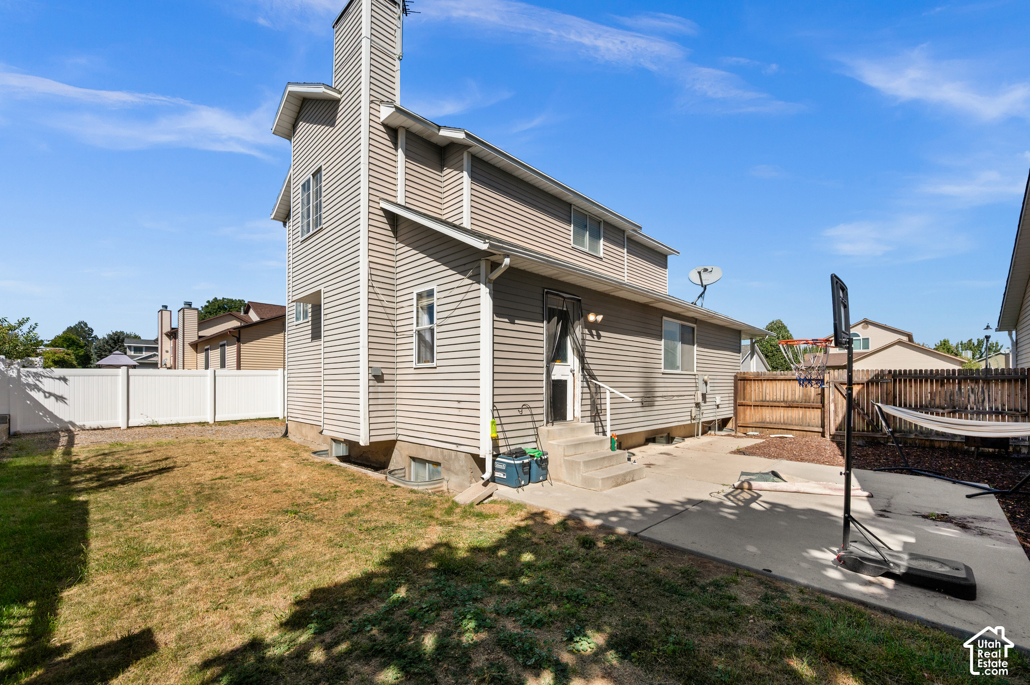 main property photo 21