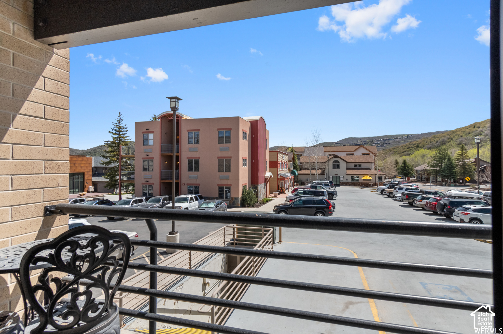 main property photo 16