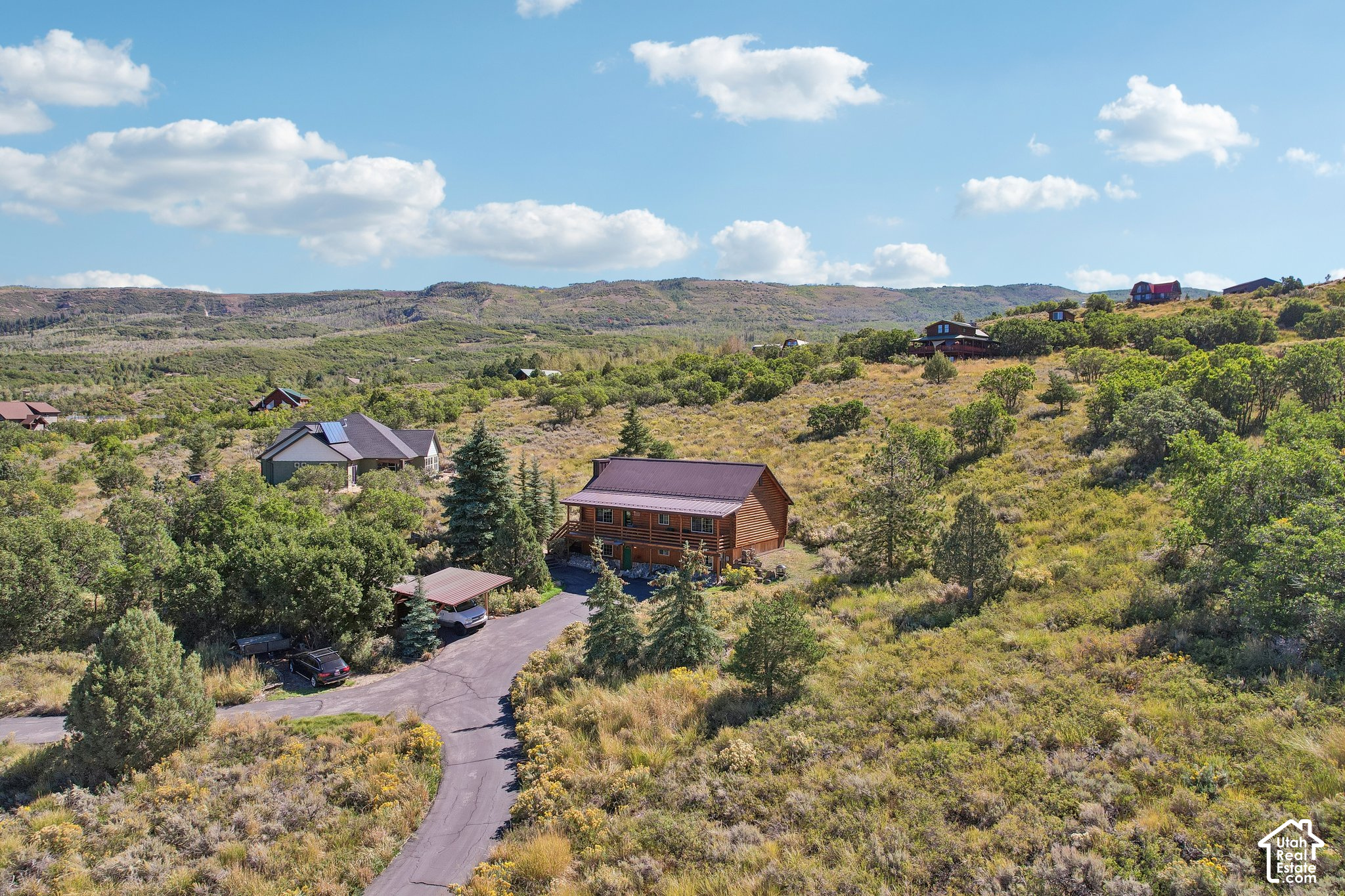 main property photo 28