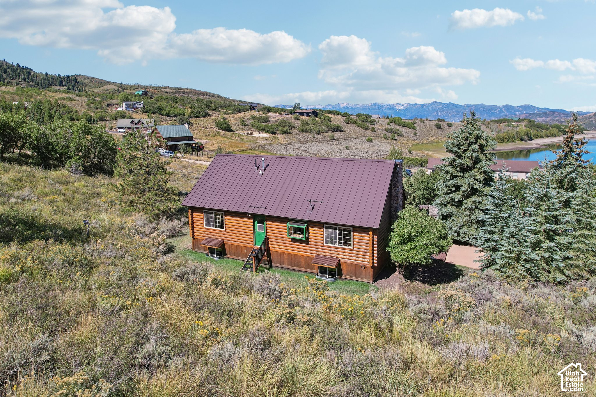 main property photo 33