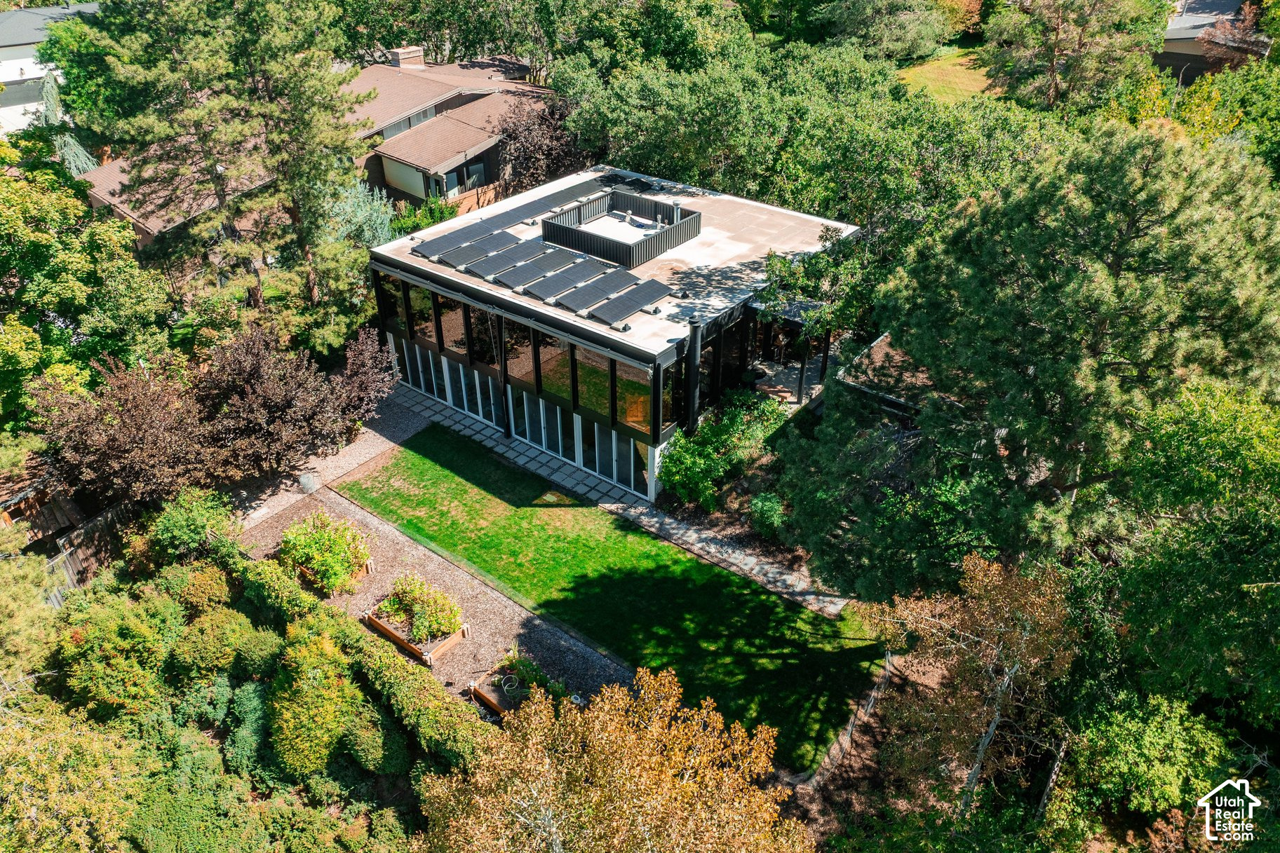 main property photo 42