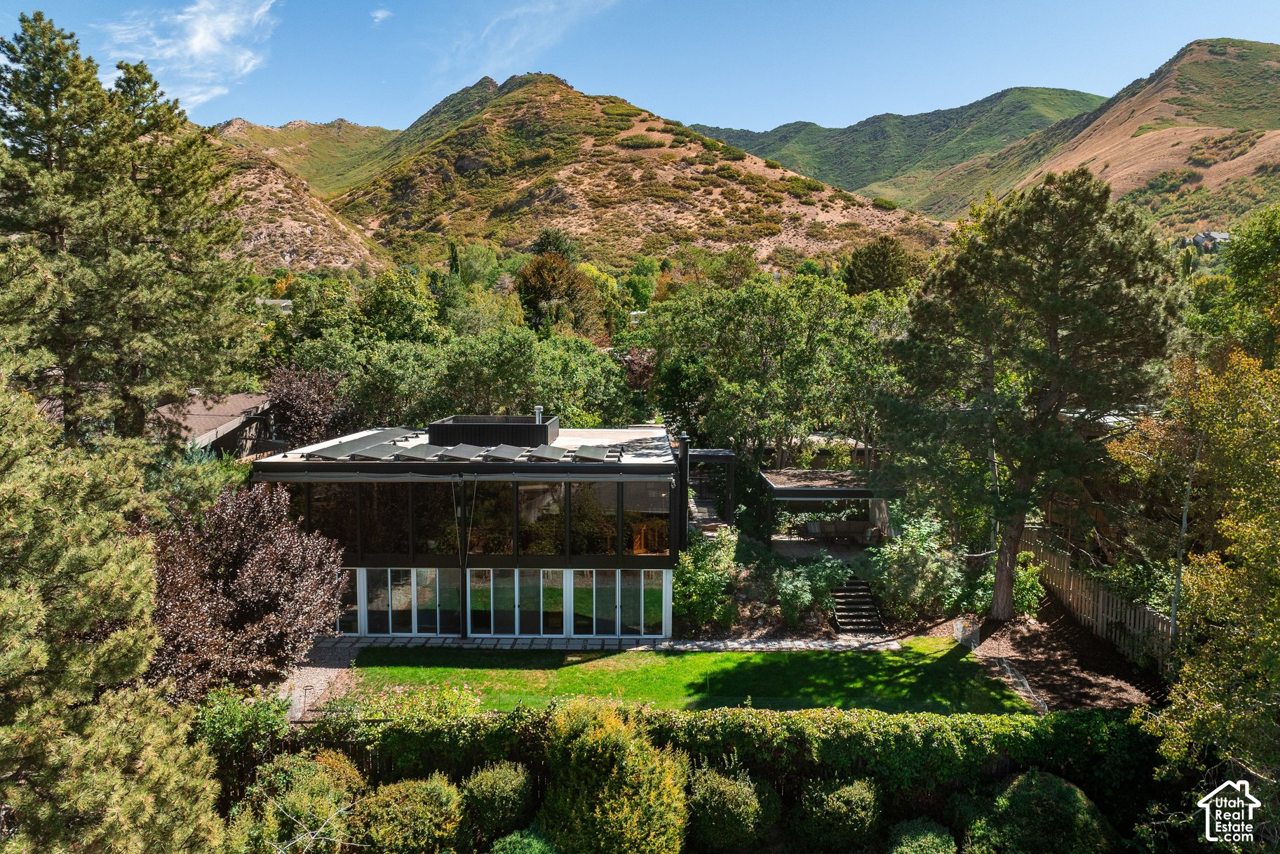 main property photo 44