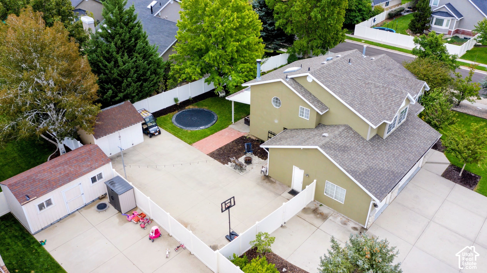 main property photo 46