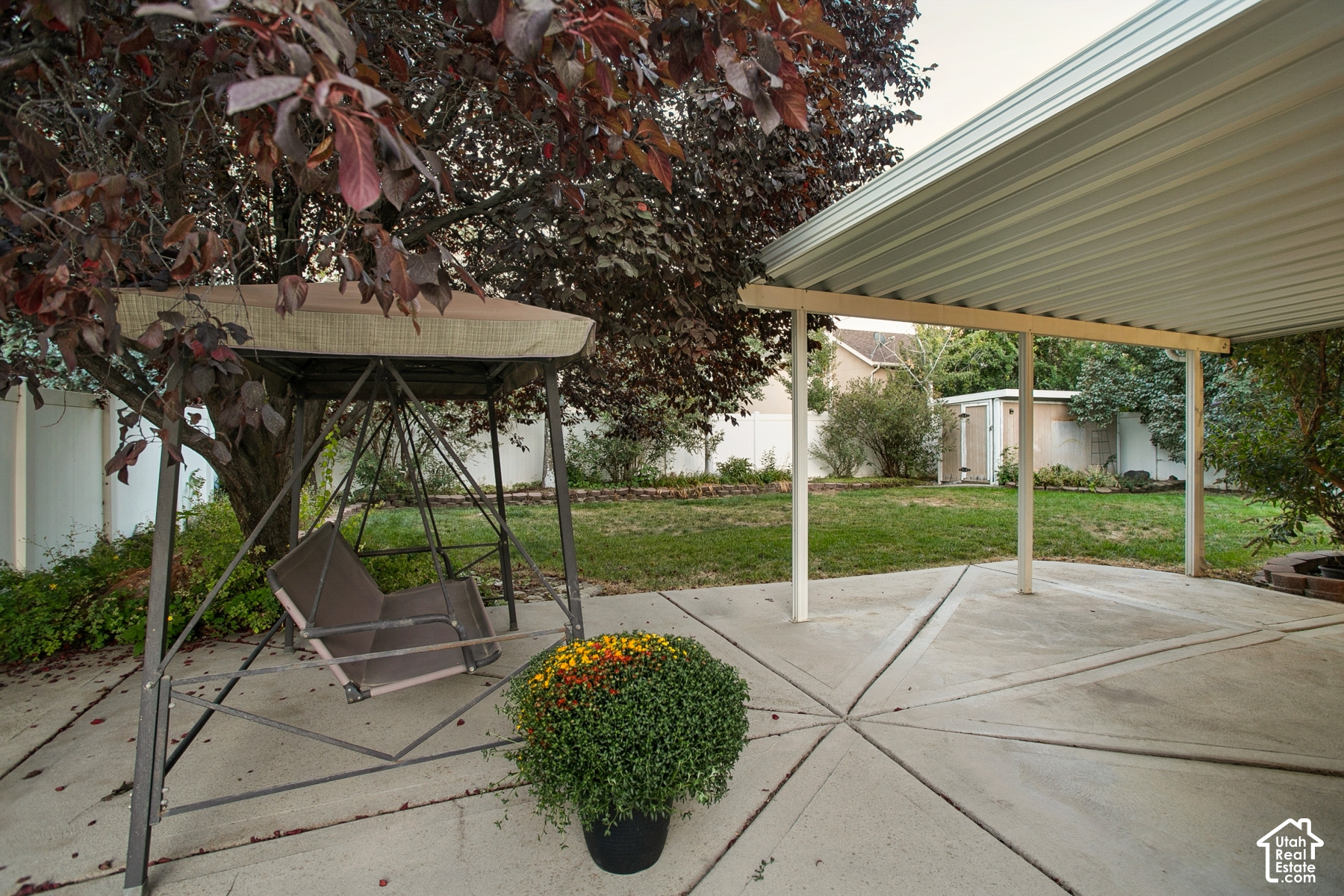 main property photo 35