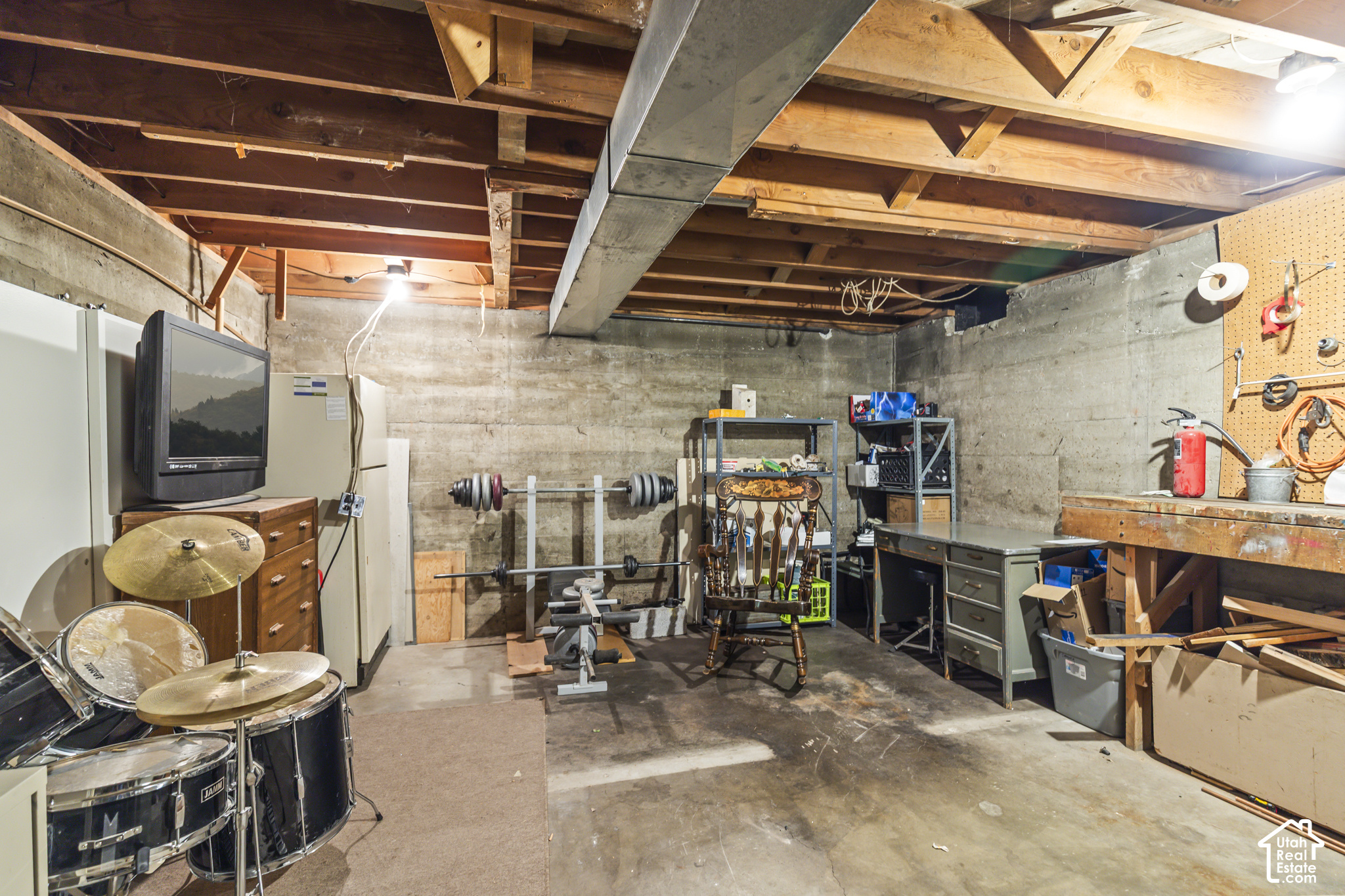 main property photo 43