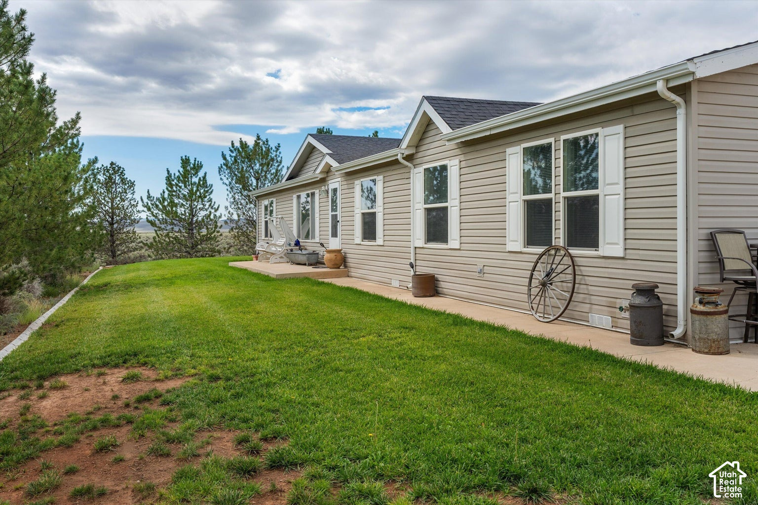 main property photo 27