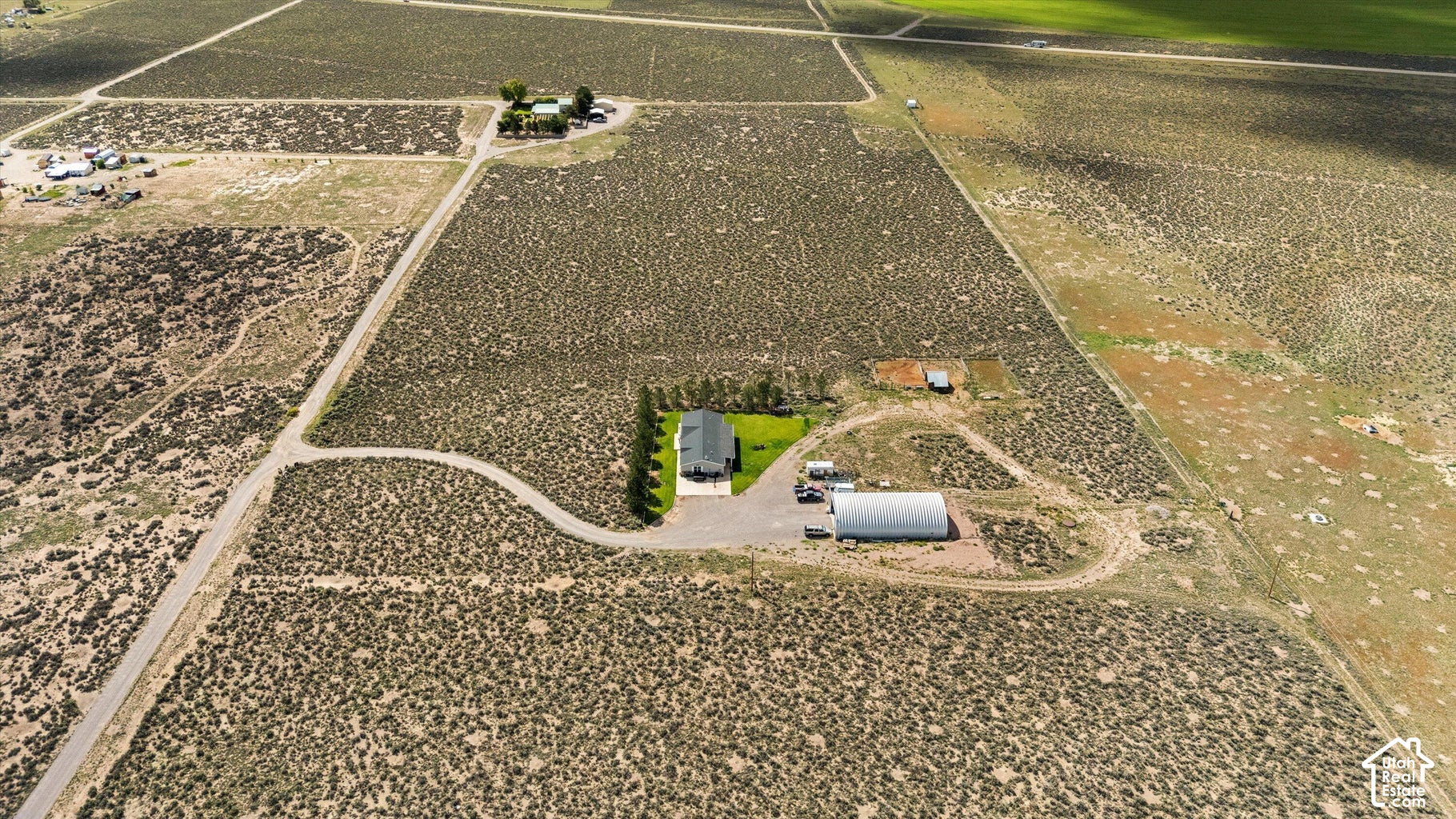 main property photo 34