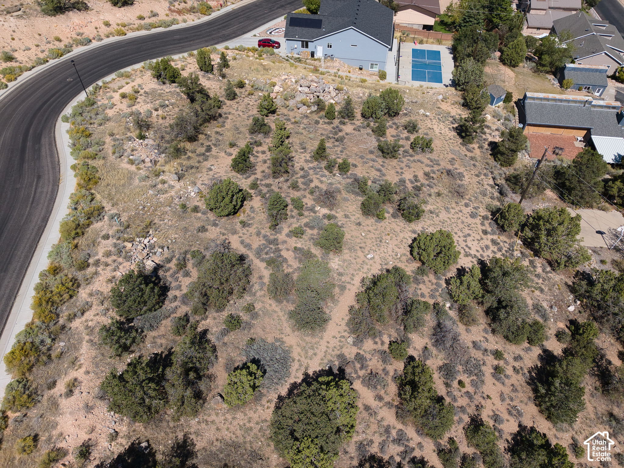 main property photo 4