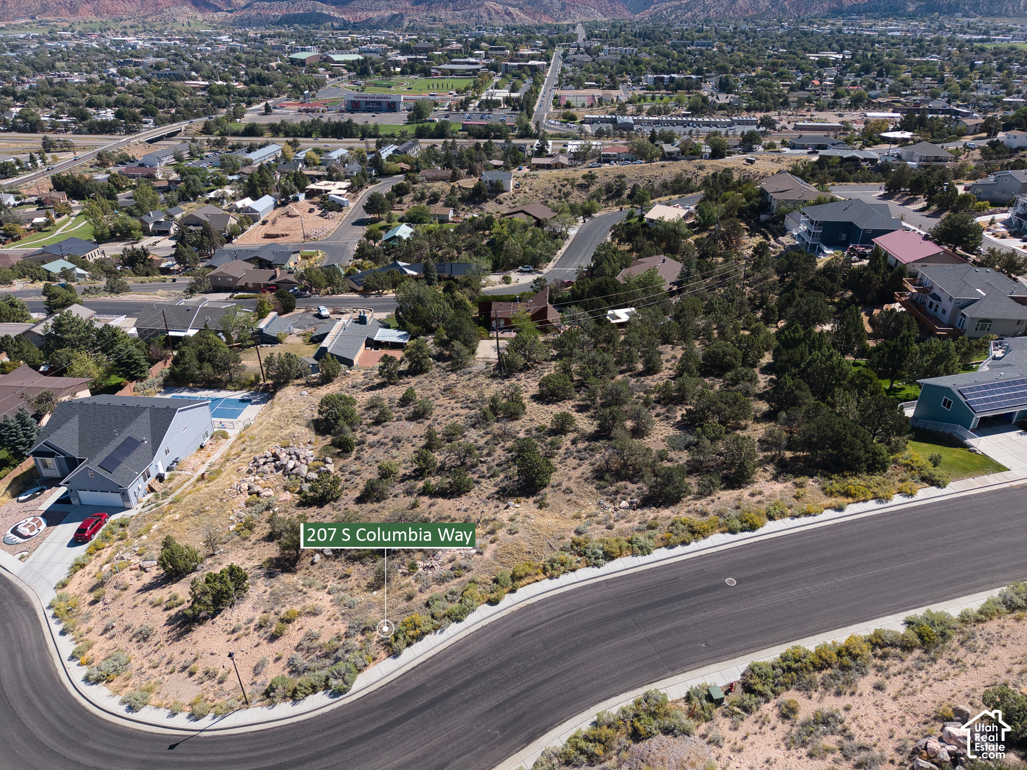 main property photo 6