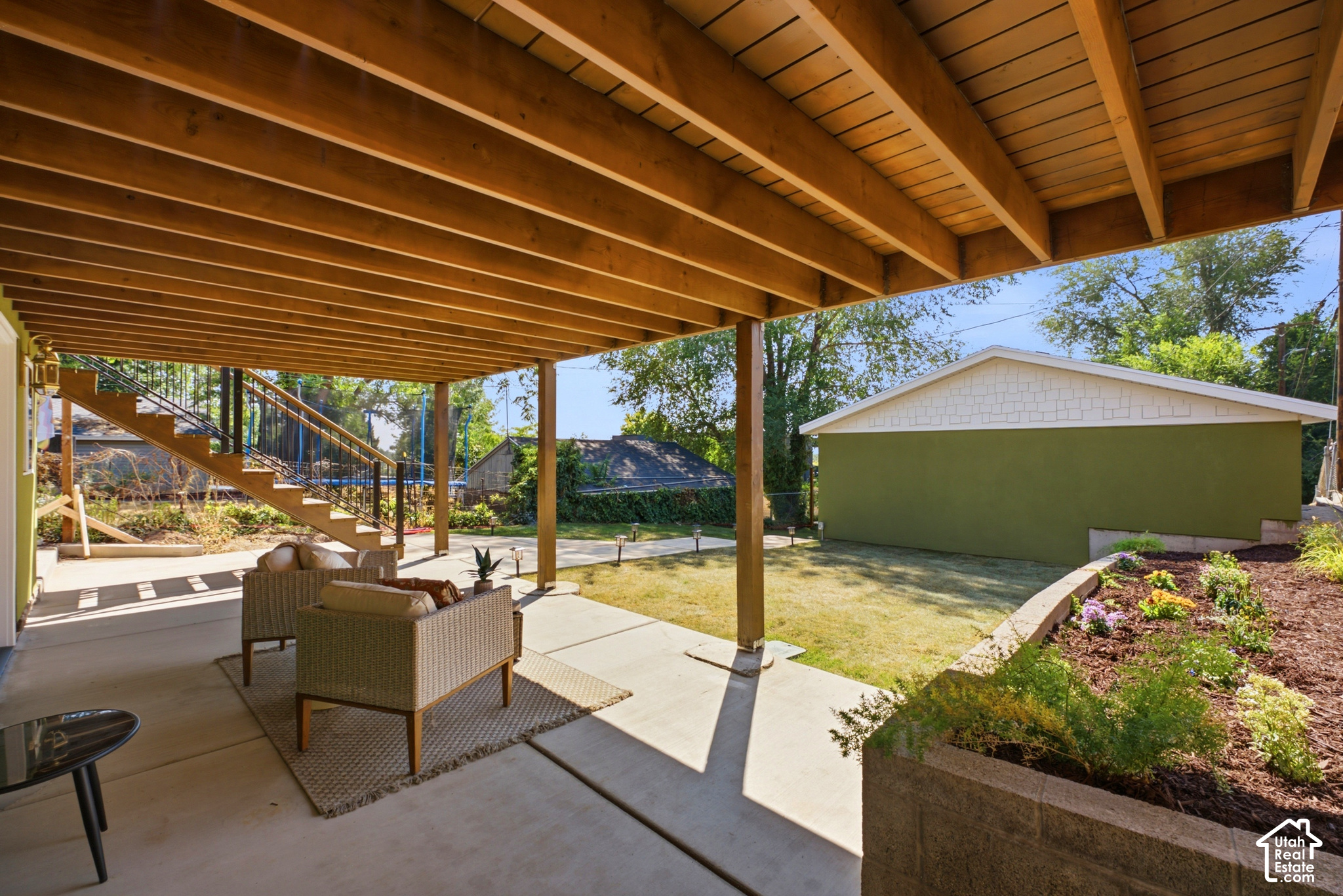 main property photo 38