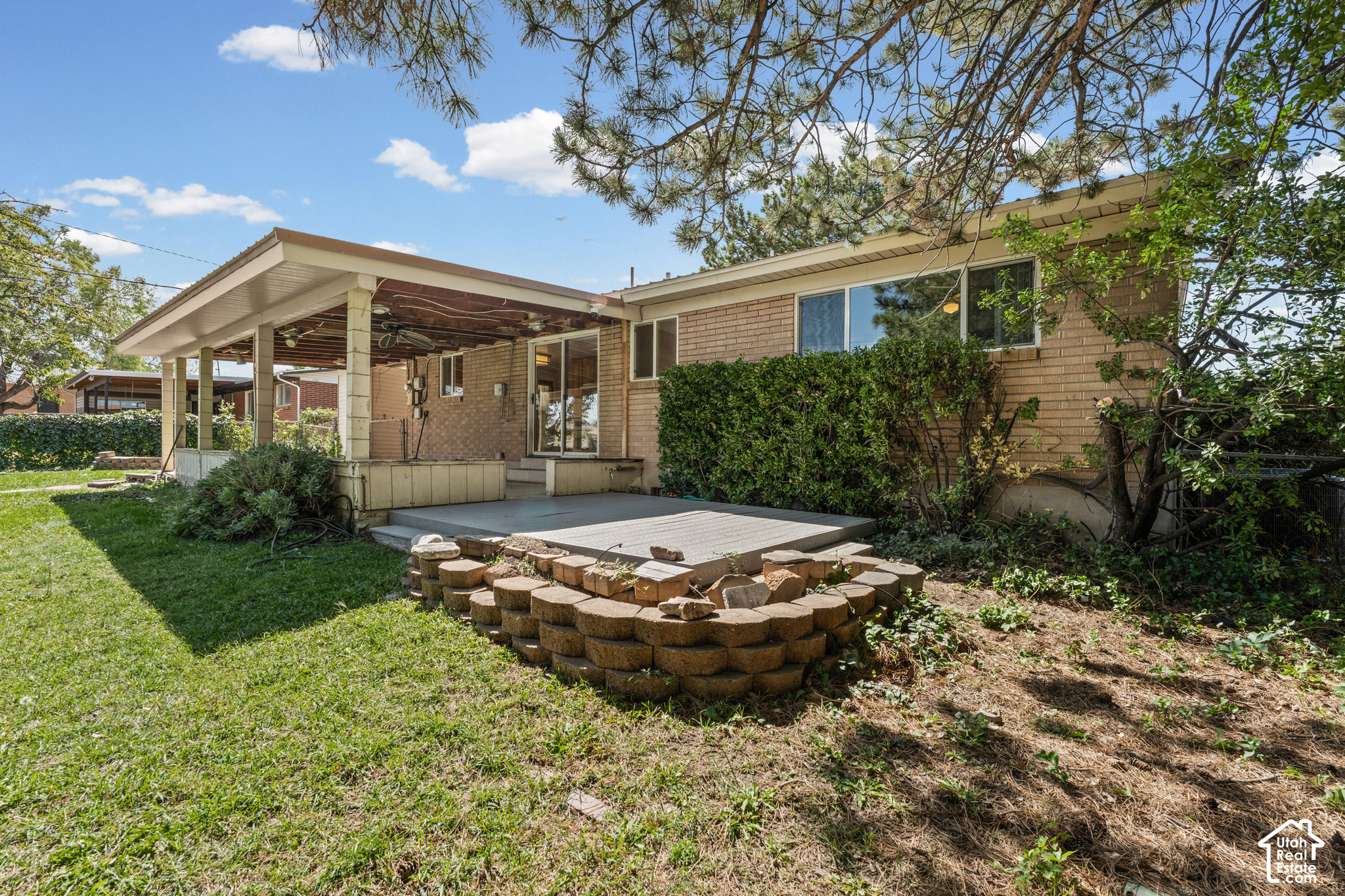 main property photo 35