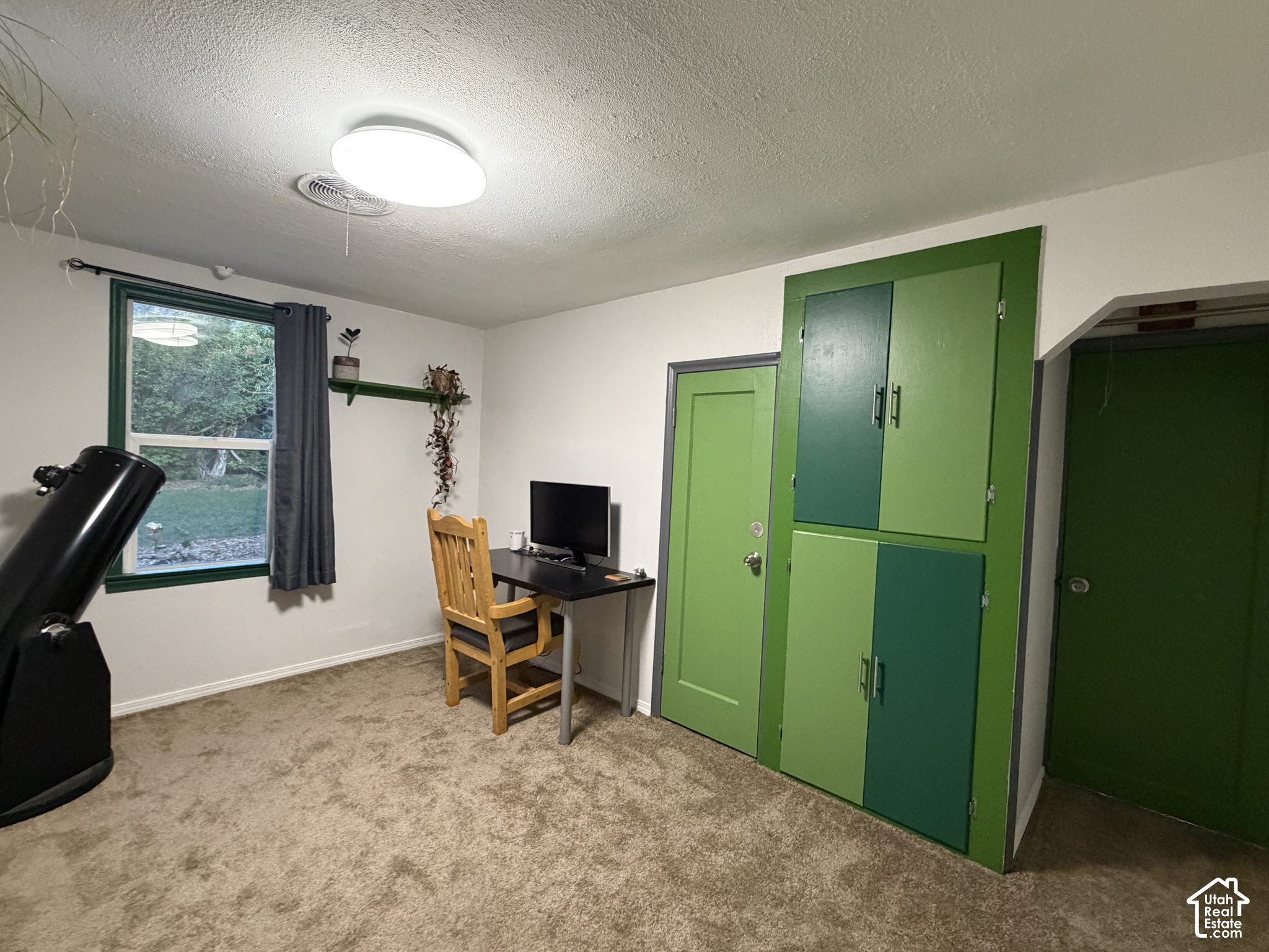 main property photo 36
