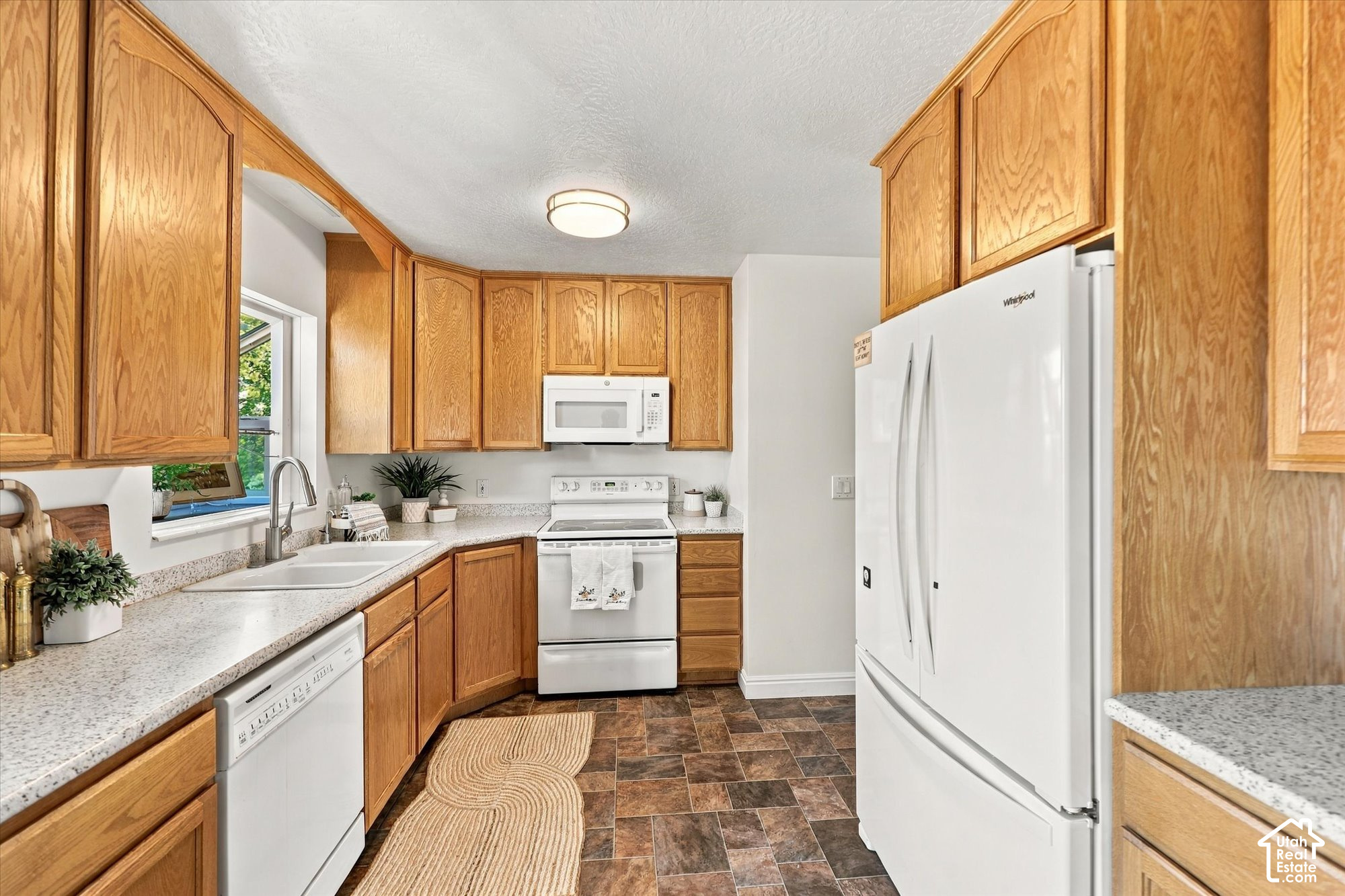 property viewer photo 8
