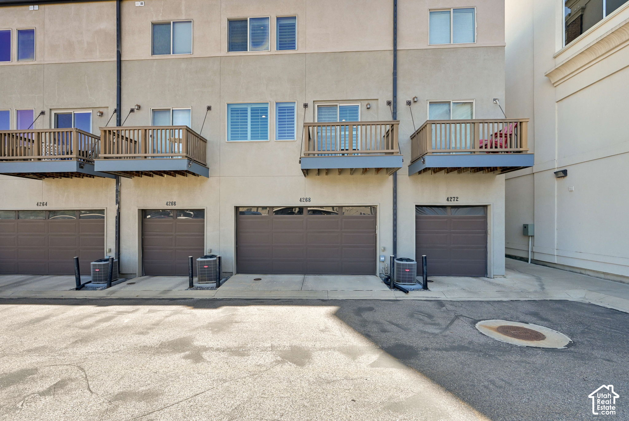 main property photo 33