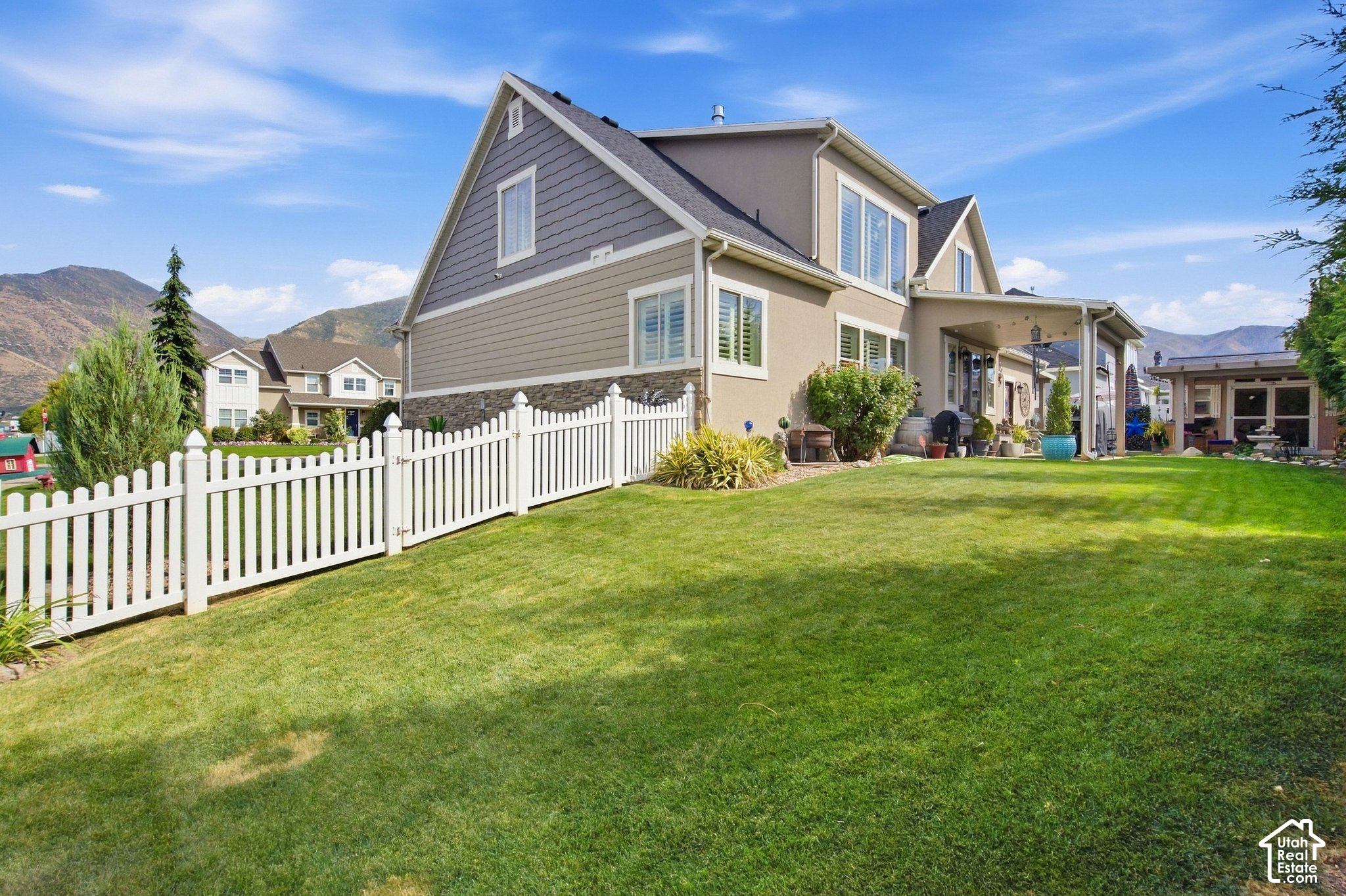 main property photo 62