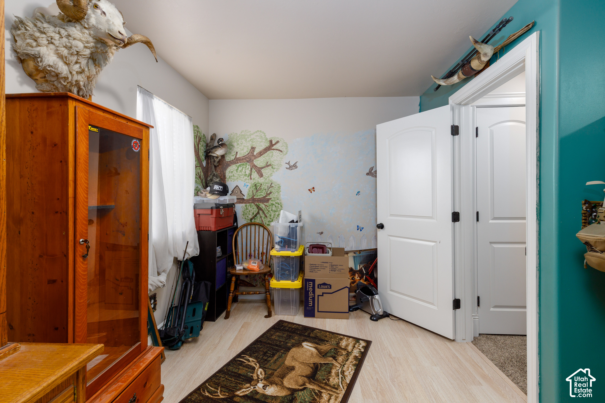 main property photo 9