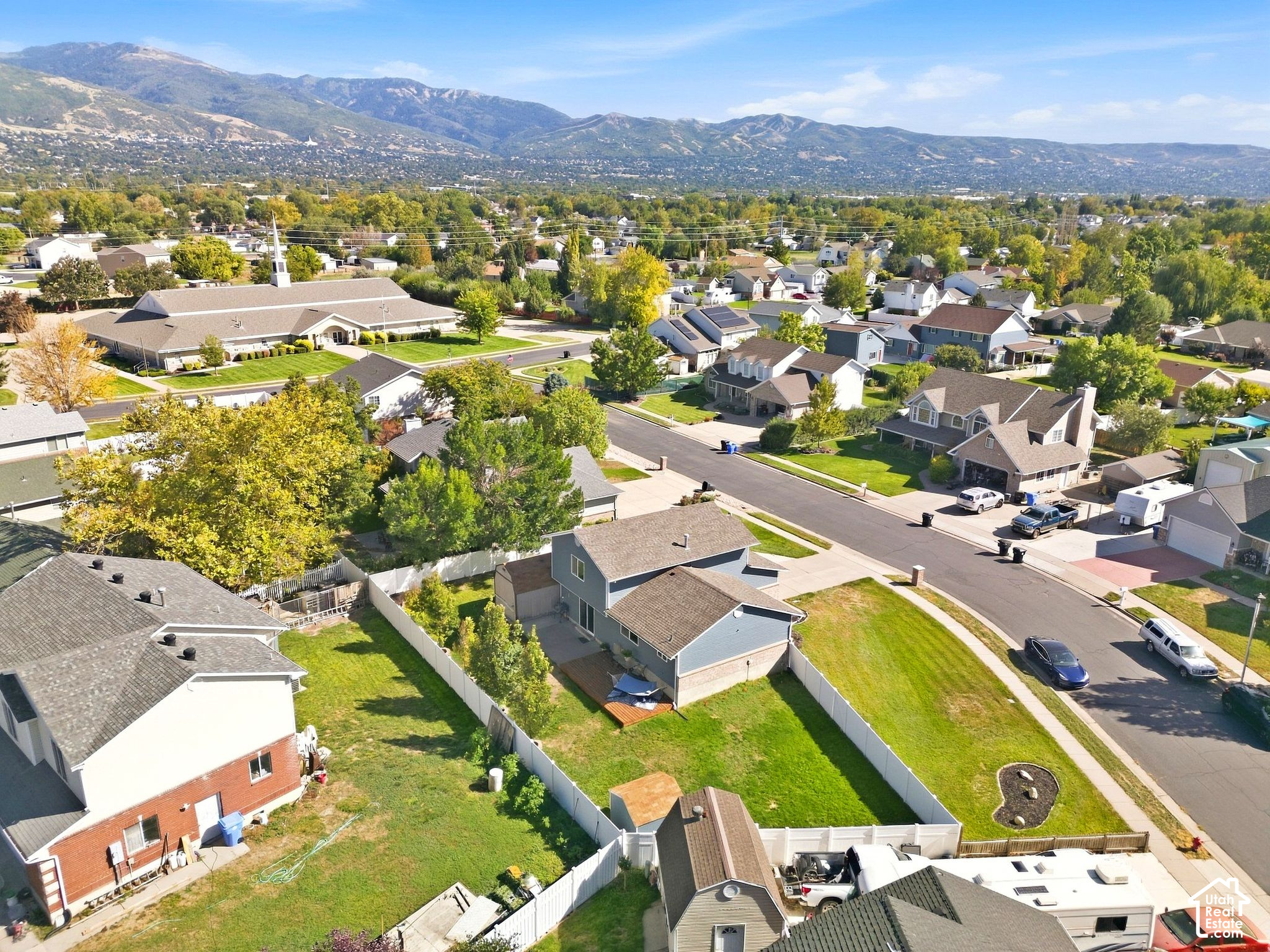 main property photo 37