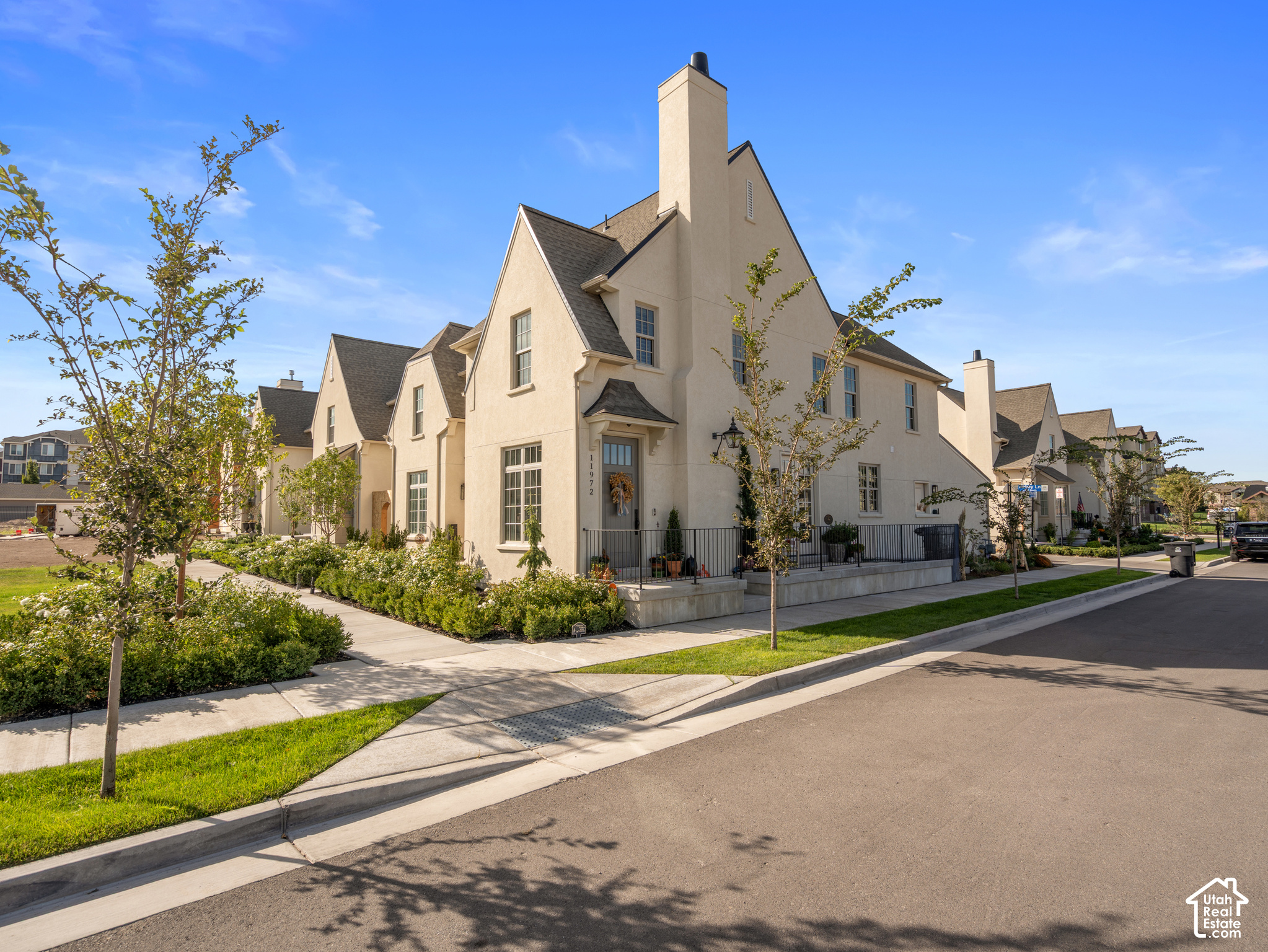 main property photo 39