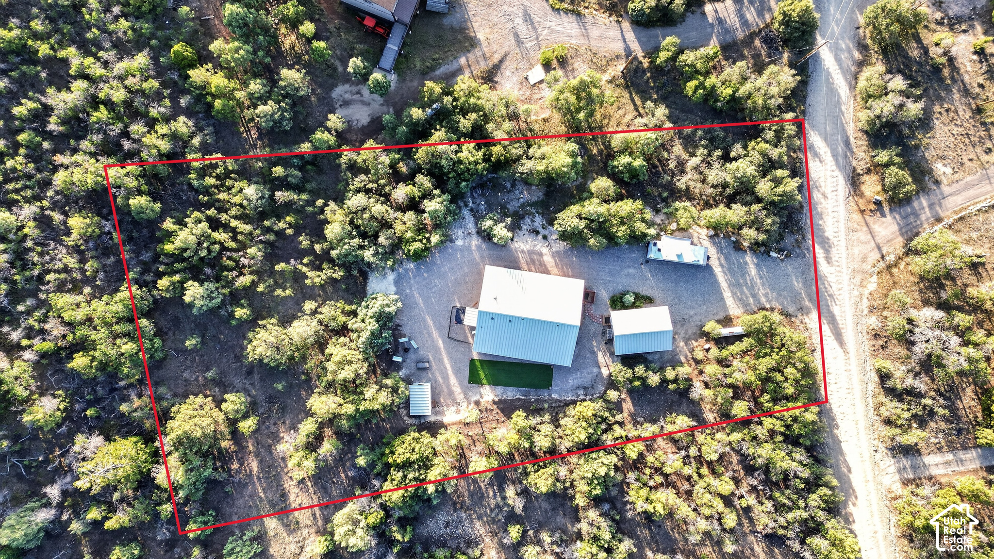 main property photo 29