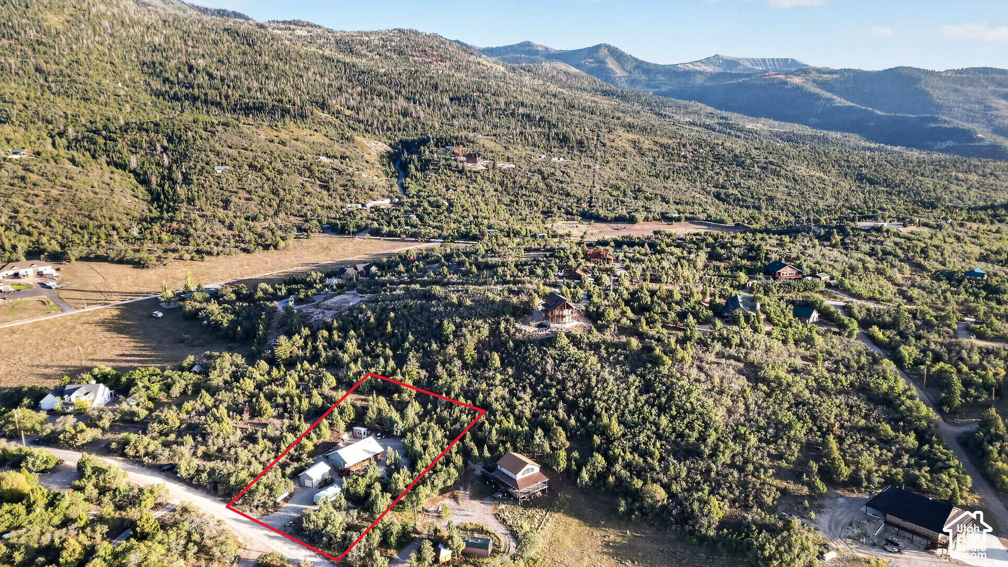 main property photo 40