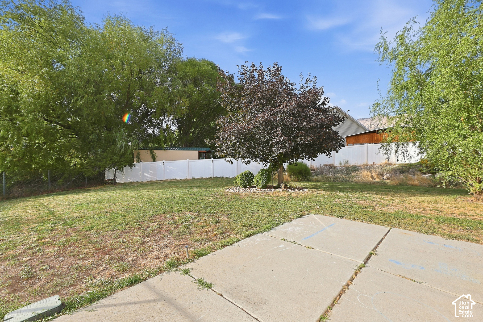 main property photo 18
