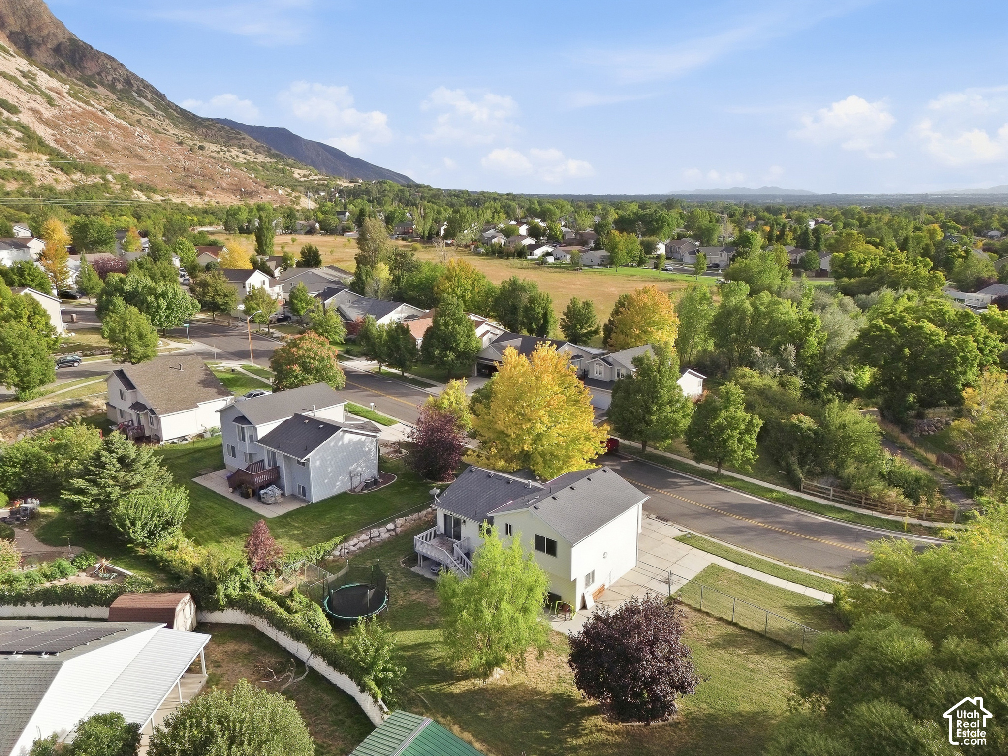main property photo 24