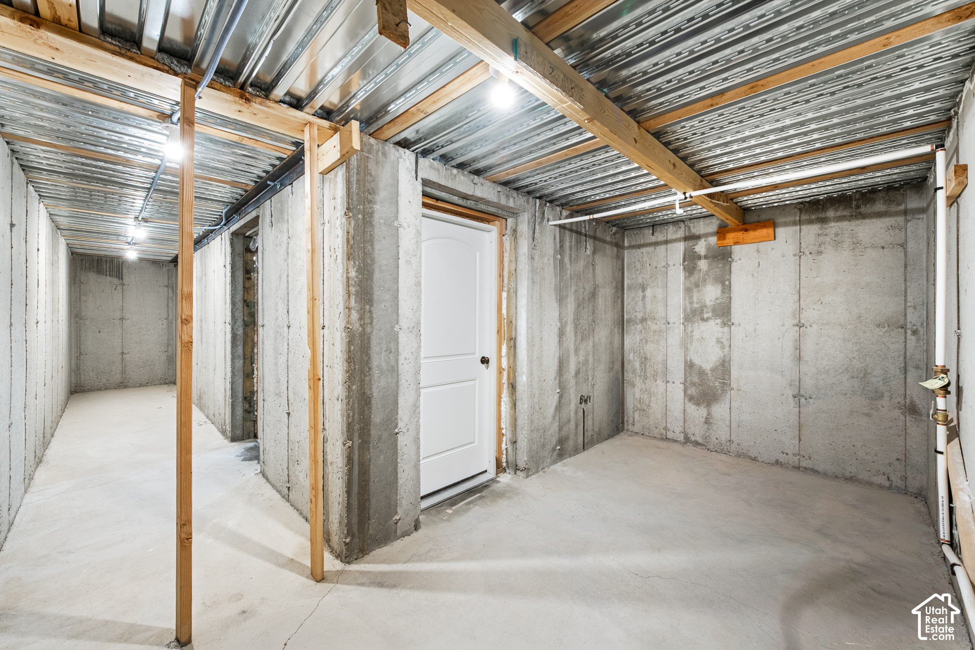 main property photo 47